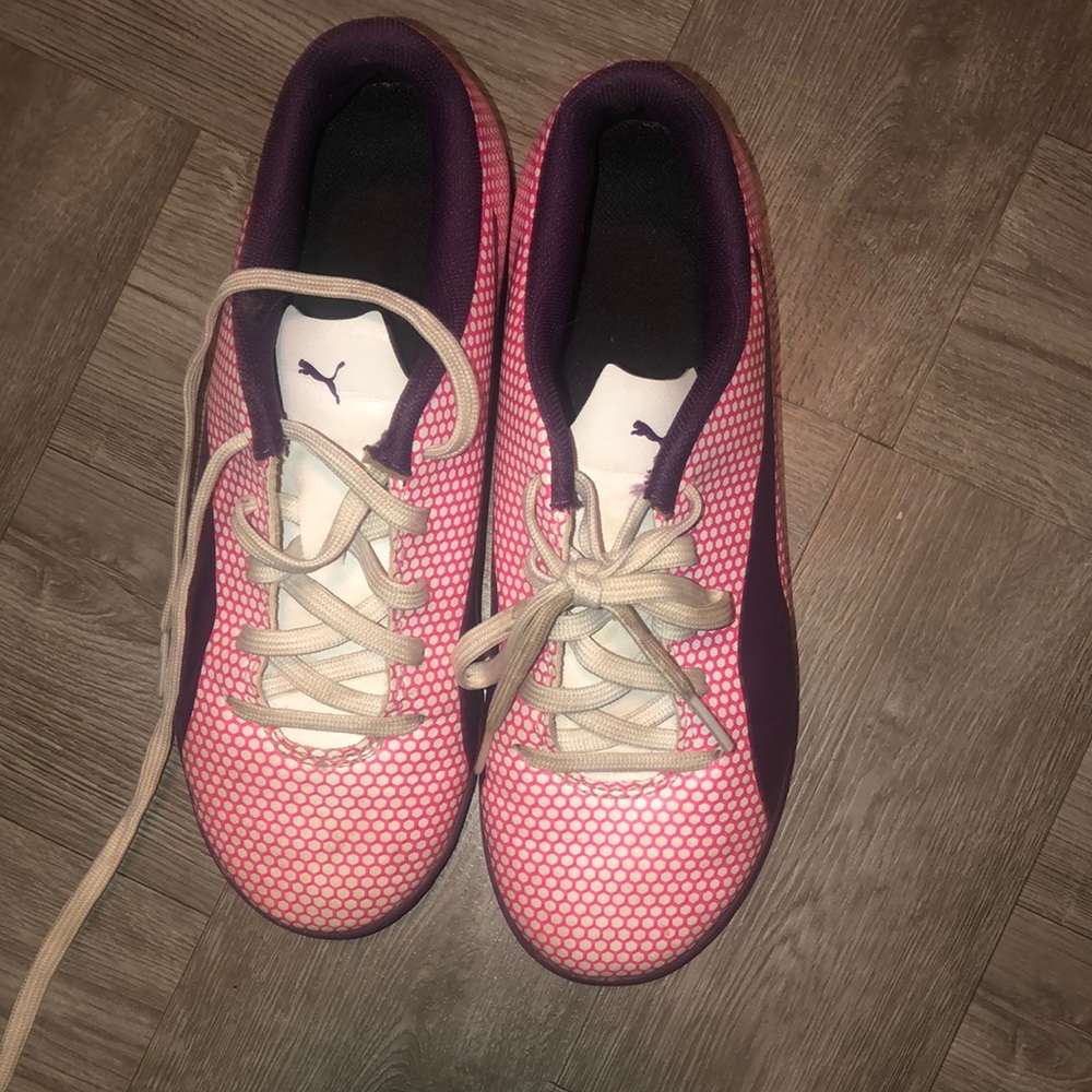 Girls Puma Sneakers